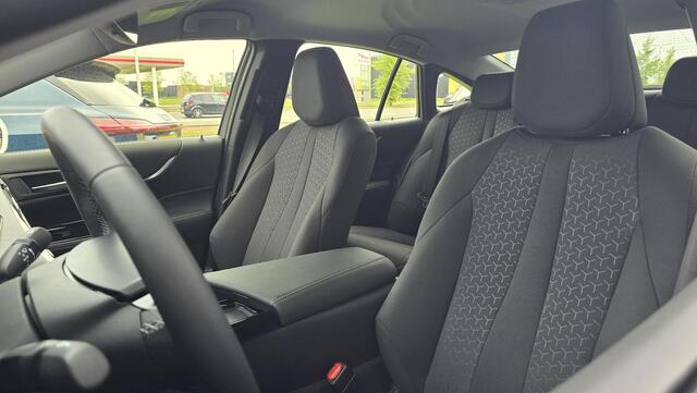 Toyota Mirai Dynamic |BTW|JBL|Stoelverwarming