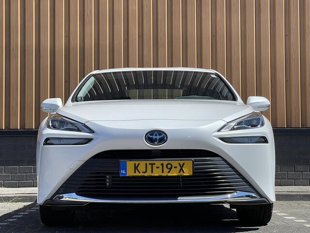 Toyota Mirai Dynamic | Apple Carplay | Android Auto | Keyless Go/Entry | DAB | Camera Achter | Spraakbediening | Rijmodus Regeling |