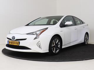 toyota-prius-1.8-executive