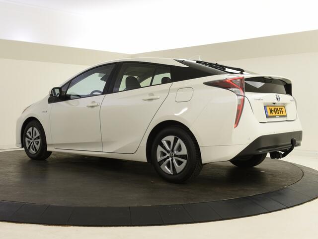 Toyota PRIUS 1.8 Dynamic | Trekhaak | JBL | Stoelverwarming | Parkeersensoren