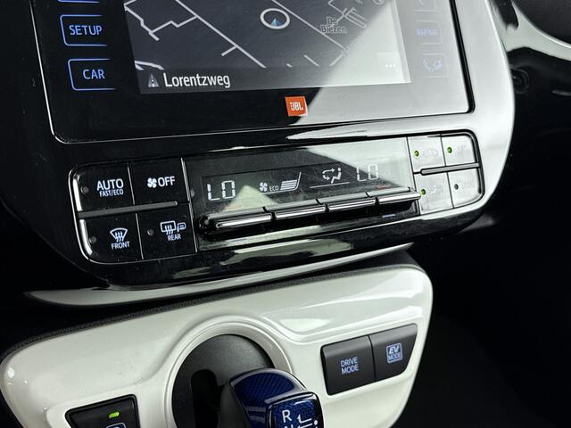 Toyota PRIUS 1.8 Dynamic Limited | Navi | Parkeersensoren | Parkeercamera | Climate Control |