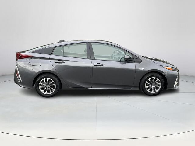 Toyota PRIUS 1.8 Plug-in Business Plus | Navigatie | Achteruitrijcamera | Zonnepaneel