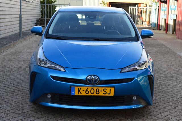 Toyota PRIUS 1.8 Dynamic O.a: HUD, Camera, Carplay, Stoelverw, Clima, Cruise, Etc. All-in prijs!