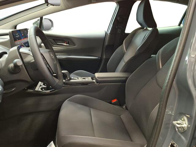 Toyota PRIUS 2.0 Plug-in Executive Demo Dick