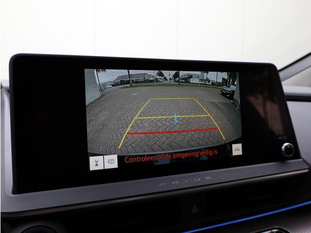 Toyota PRIUS 2.0 Plug-in Executive | El. Achterklep | Stoel/Stuurwielverwarm