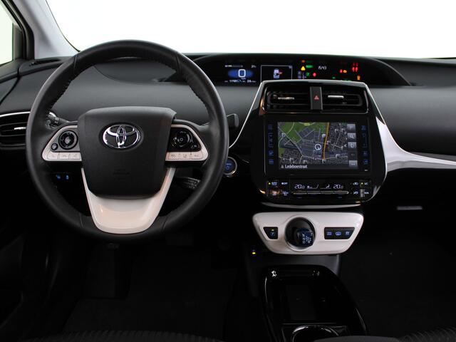 Toyota PRIUS 1.8 Plug-in Hybrid Dynamic Limited | Head up Display | Navigatie | Stoelverwarming | Cruise Control Adaptief | Camera |
