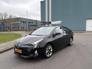 toyota-prius-1.8i-executive-automaa