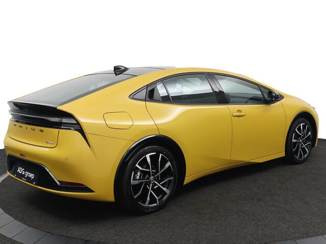 Toyota PRIUS 2.0 Plug-in Hybrid 220 Executive Panoramisch dak NIEUW!