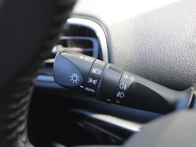 Toyota PRIUS 1.8 Executive | Trekhaak | Stoelverwarming | Camera | Leer | Dodehoek detectie | JBL audio | HUD | 17" LM | Navi | LED | Cruise adapt. | Incl. winterset |