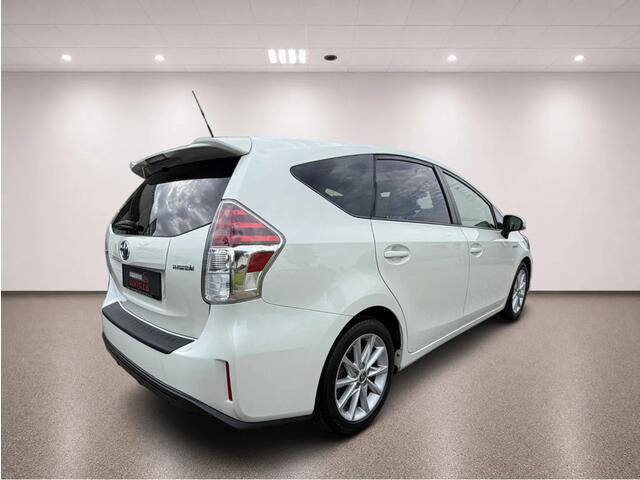 Toyota PRIUS 1.8 Executive 7-persoons Hybrid | Leder | JBL | Panorama | Camera | Navi | Dealer onderhouden