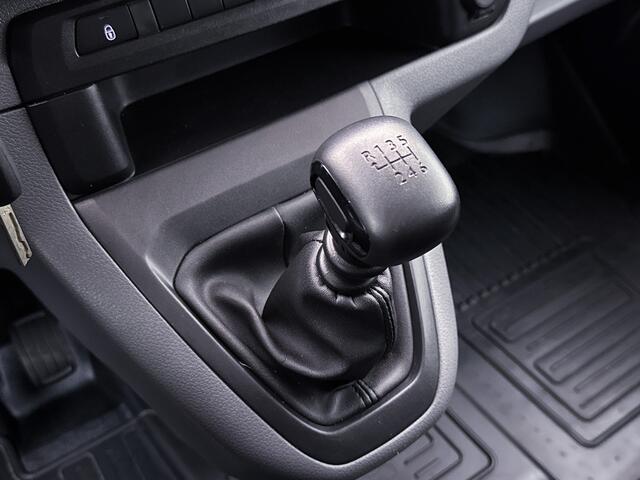 Toyota PROACE Worker 2.0 D-4D Professional DC Long Dubbele Cabine Navigatie Trekhaak Navigatie Cruise Control