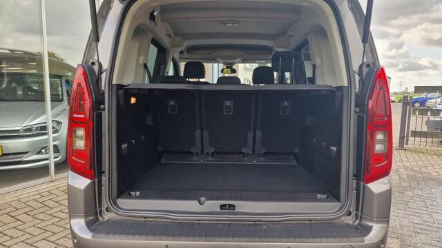 Toyota PROACE 1.2 Turbo Dynamic Automaat 5 Pers,