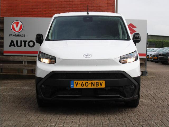 Toyota PROACE CITY Electric Challenger 50 kWh Stoelverwarming, Parkeersensoren, Apple Carplay/Android Auto