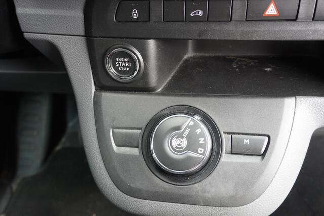 Toyota PROACE Worker 2.0 D-4D 177PK L2 - EURO 6 - Airco - Navi - Cruise - ¤14.950,- Excl.