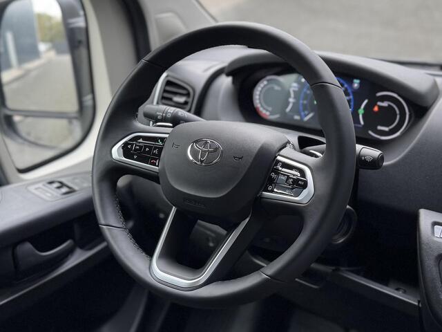 Toyota PROACE Max Elec 3.5t L3H2 Professional Heavy 110 kWh