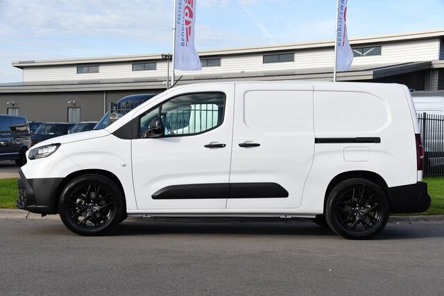 Toyota PROACE CITY Electric Long 50 kWh Black & White Edition 5 x Direct Leverbaar! Camera, Cruise, 2 x Schuifdeur, Carplay, 136pk,
