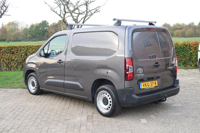 Toyota PROACE CITY 1.5 D-4D Cool Comfort TREKHAAK CRUISE DAKDRAGERS