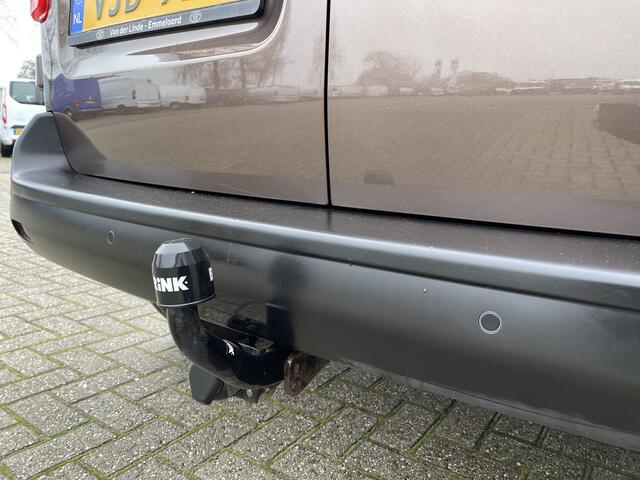 Toyota PROACE Compact 2.0 D-4D 122pk automaat Navigator L1H1 / vaste prijs rijklaar ¤ 16.950 ex btw / lease vanaf ¤ 285 / bruin metallic / euro 6 diesel / bpm vrij / airco / cruise / navi / trekhaak / pdc !