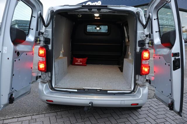 Toyota PROACE Worker 1.6 D-4D Professional l Trekhaak l Camera l Airco l Audio l Navi l Marge Auto l