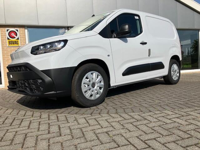 Toyota PROACE CITY Electric 50 kWh 320km r Comfort 50 kWh
