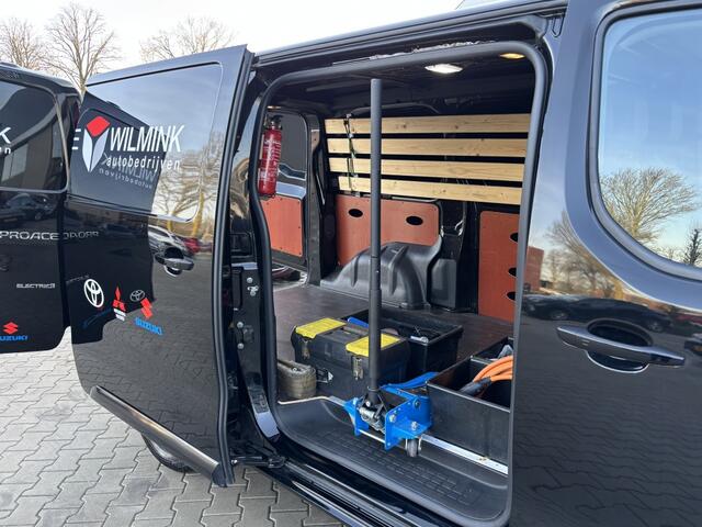 Toyota PROACE Electric Worker Professional 75 kWh | Betimmering | Lm Velgen