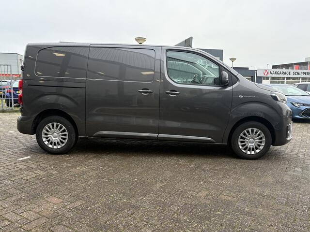 Toyota PROACE Electric Worker Standard Range Professional