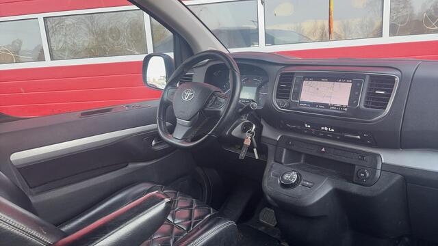 Toyota PROACE Worker 2.0 D-4D Black Line Long DC 5 PERS / AUTOMAAT / NWE D-RIEM / LEDER /STOELVERW / CARPLAY / CAMERA / TREKHAAK / NL-AUTO