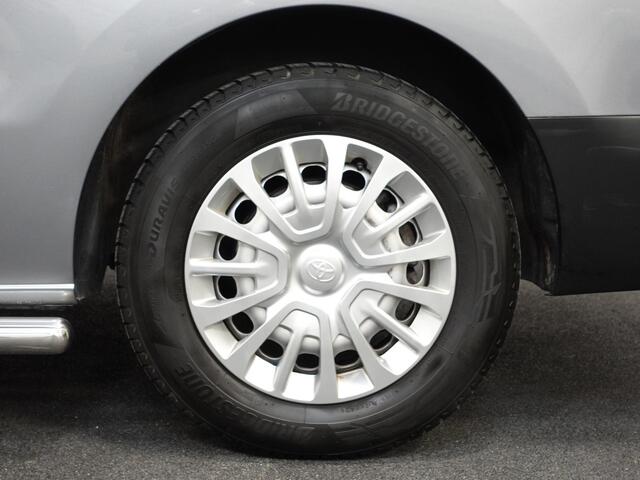 Toyota PROACE Shuttle 1.5 D-4D Navigator Long L3H1 |9 Persoons | Navigatie | Parkeersensoren | Carplay | Cruise Control | DAB |