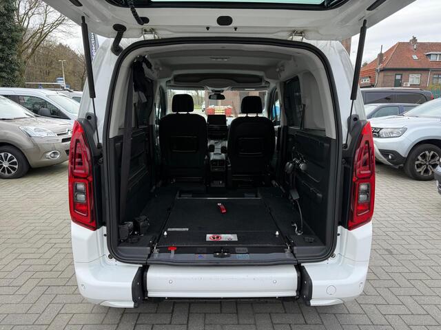 Toyota PROACE CITY Verso L1 Automaat - Rolstoelauto - Alle opties - Bodemverlaging - 1e Eigenaar - Rolstoelvervoer