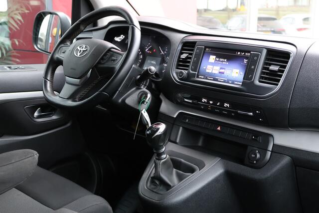 Toyota PROACE Worker 2.0 D-4D Black Line Long Dubbelcabine | Origineel NL | 2x Schuifdeur | Navigatie | Climate | Trekhaak |