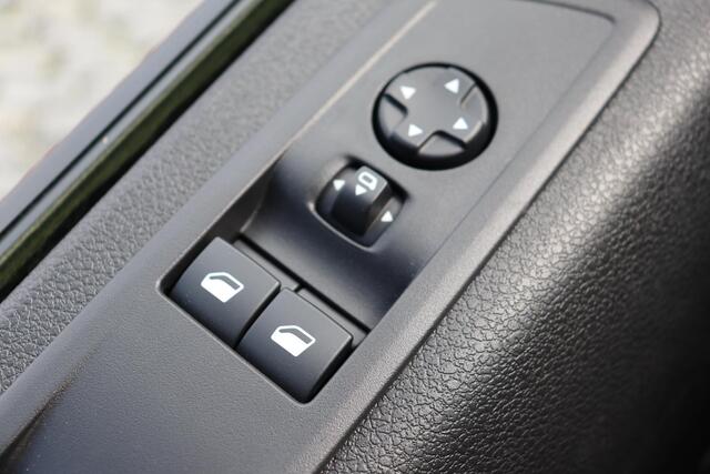 Toyota PROACE Electric Worker, Navigatie, Navigator Extra Range L1 75 kWh