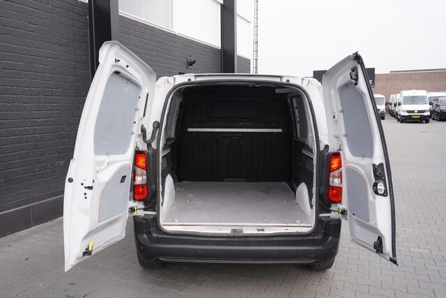 Toyota PROACE CITY 1.5 D-4D EURO 6 - Airco - Cruise - PDC - ¤ 13.900,- Excl.