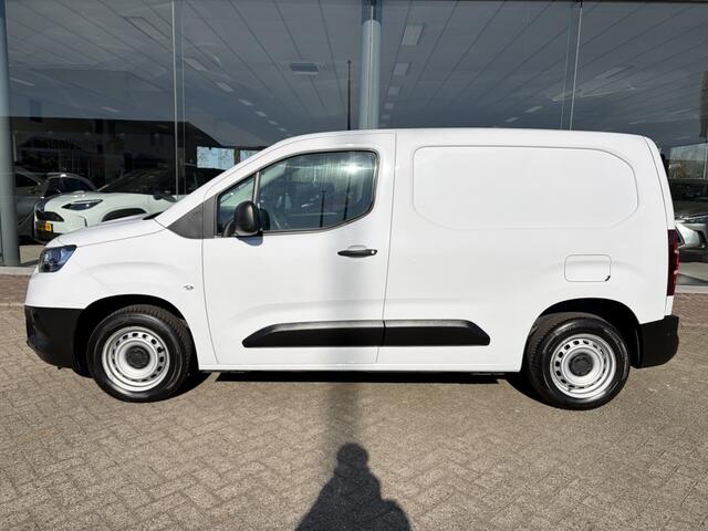 Toyota PROACE CITY 1.5 D-4D Live | Parkeersensoren v/a | Apple Carplay/Android auto
