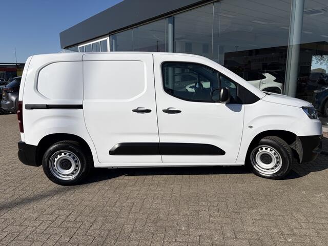 Toyota PROACE CITY 1.5 D-4D Live | Parkeersensoren v/a | Apple Carplay/Android auto