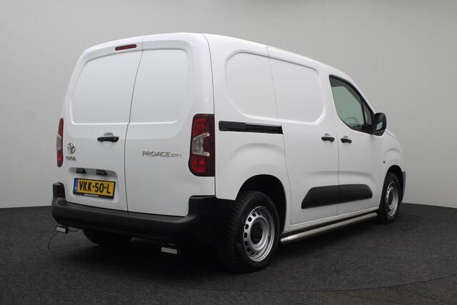 Toyota PROACE CITY 1.5 D-4D Cool Comfort 2021 | Cruise Control | Airco | Elektrische Ramen | DAB+ Radio | Regensensor | 2 Sleutels