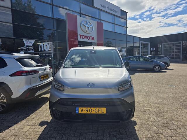 Toyota PROACE City 50 kWh 136pk Challenger Apple & Android auto | Cruise controle | Stoelverwarming | Parkeer sensoren| Laadvloer | Demo voordeel!