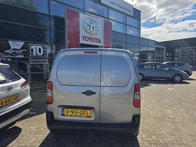 Toyota PROACE City 50 kWh 136pk Challenger Apple & Android auto | Cruise controle | Stoelverwarming | Parkeer sensoren| Laadvloer | Demo voordeel!