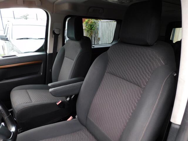 Toyota PROACE VERSO MEDIUM 1.5D 360° CAMERA! 8-PERSOONS! BLUETOOTH! NAVI! CRUISE! CLIMA!