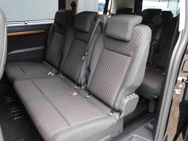 Toyota PROACE VERSO MEDIUM 1.5D 360° CAMERA! 8-PERSOONS! BLUETOOTH! NAVI! CRUISE! CLIMA!