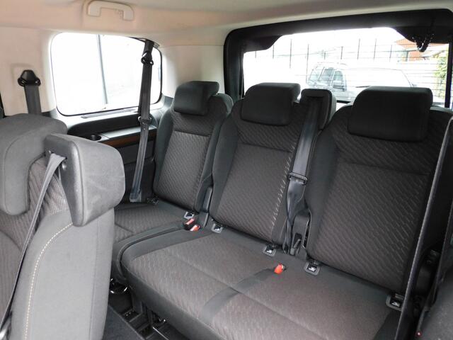 Toyota PROACE VERSO MEDIUM 1.5D 360° CAMERA! 8-PERSOONS! BLUETOOTH! NAVI! CRUISE! CLIMA!