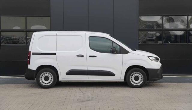 Toyota PROACE CITY 1.5 D-4D 100PK Airco | Cruise | Trekhaak | DAB