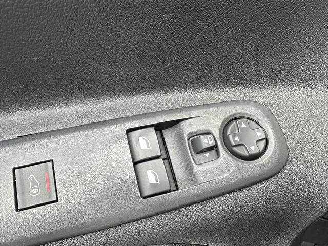Toyota PROACE CITY 1.2 Benzine Automaat Airco,Cruise,Navi,Pdc 3 persoons