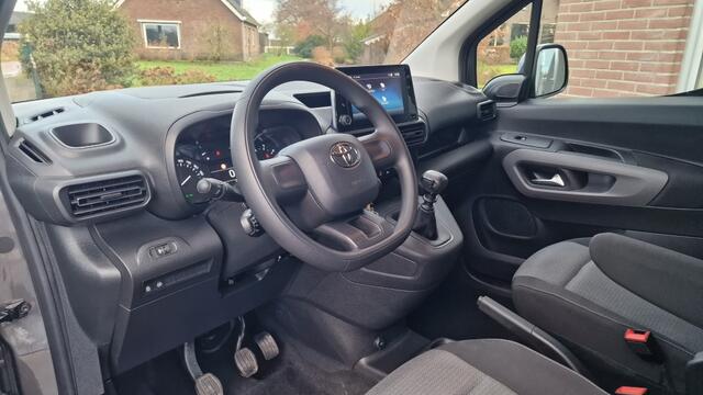 Toyota PROACE CITY Verso 1.2 Turbo Live L2 7 Pers Long, Stoelverwarming,