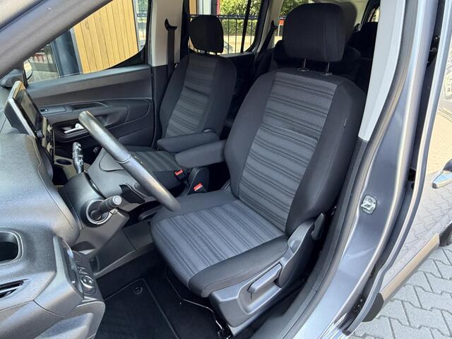 Toyota PROACE CITY Verso / Opel Combo XL 130pk Automaat 7 pers. 30.000km!