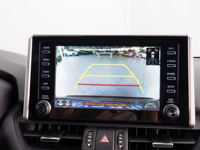 Toyota RAV4 2.5 Hybrid Bi-Tone | Noodremassistent | Adaptive Cruise Control | Lane Assist | Achteruitrijcamera | Stuurwiel- en stoelverwarming | Apple CarPlay/ Android Auto |