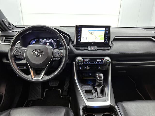 Toyota RAV4 2.5 Hybrid Bi-Tone | Panoramadak | Trekhaak | JBL | Stoelverwarming | Blindspot | Dealer Onderhouden |