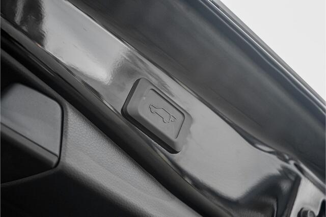 Toyota RAV4 2.5 Hybrid AWD Executive Leder ACC Camera Trekhaak 19"