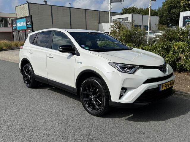 Toyota RAV4 2.5 Hybrid AWD Style 197PK LederoTrekhaak