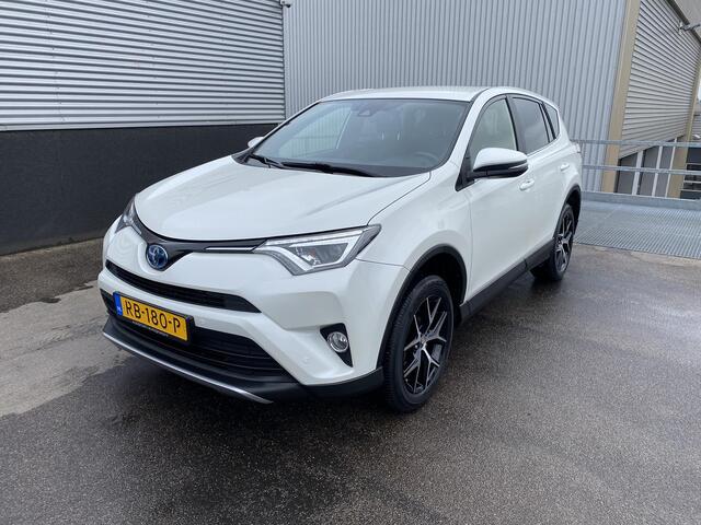 Toyota RAV4 2.5 Hybrid Style Navigatie, Stoelverwarming, Elek. bestuurdersstoel, Adaptieve cruise control, Volledig dealer onderhouden, LMV, Smart Key, NL-auto
