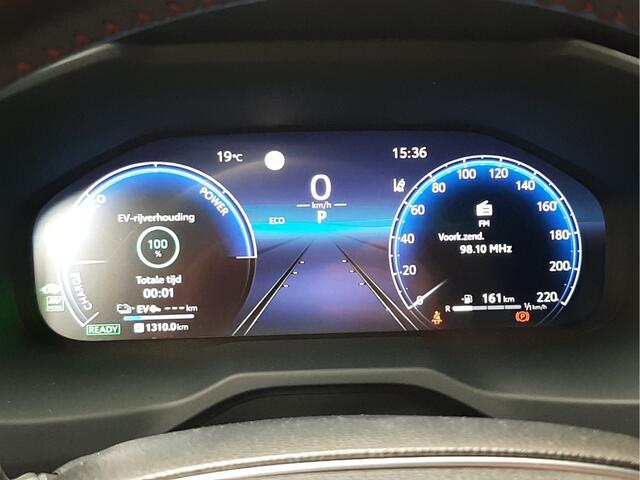 Toyota RAV4 2.5 Plug-in Hybrid AWD Style